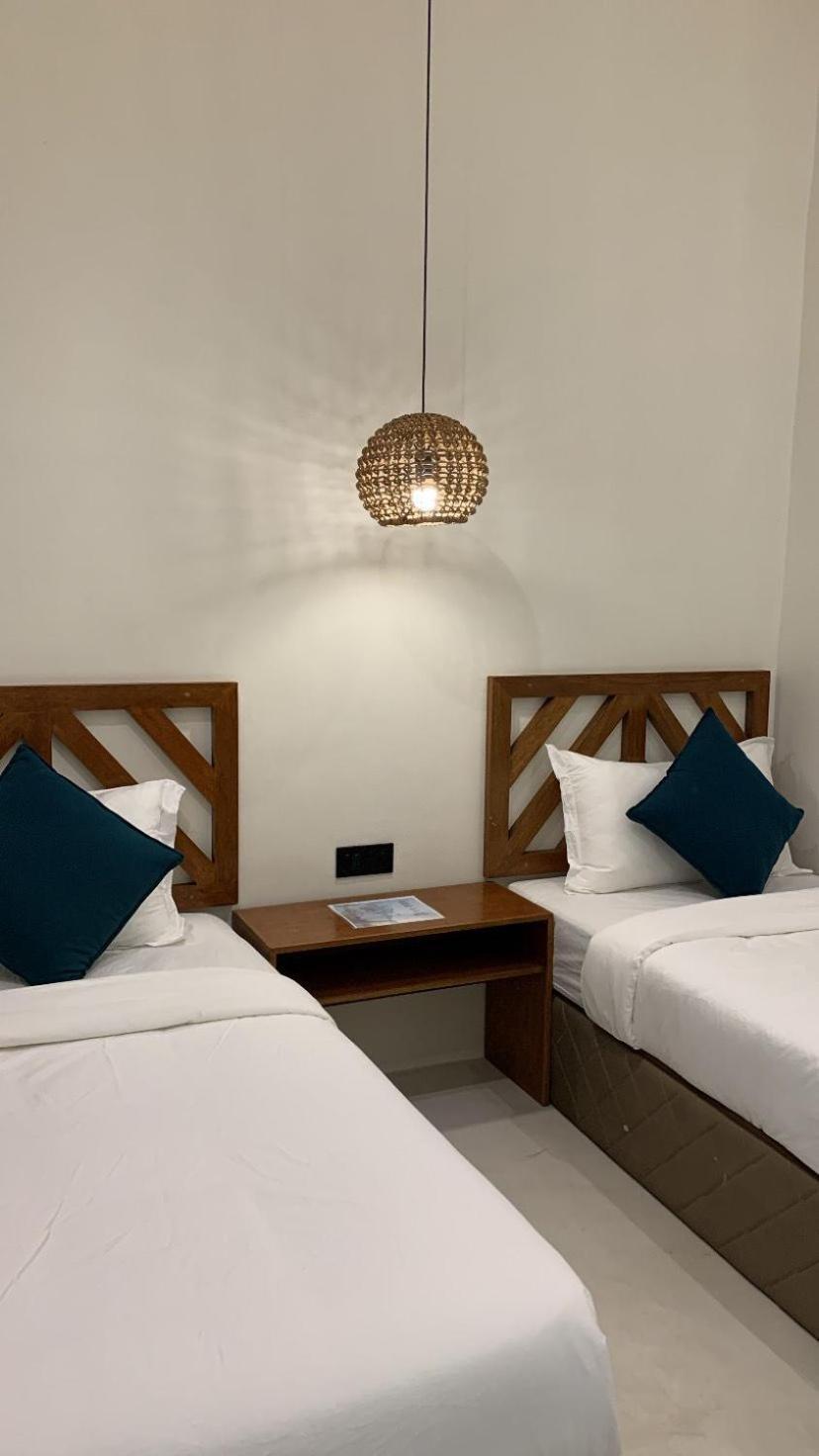 Bahandi Hotel 제너럴 루나 외부 사진